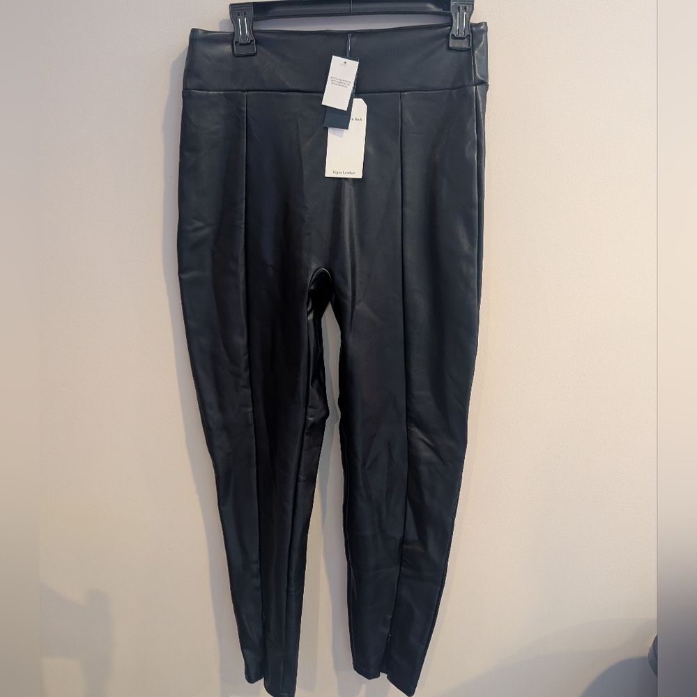 Nwt Abercrombie And Fitch Large Black Faux Leather Zipper Ankle Leggings